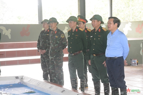 Kiểm tra công tác chuẩn bị diễn tập khu vực phòng thủ tỉnh Ninh Bình